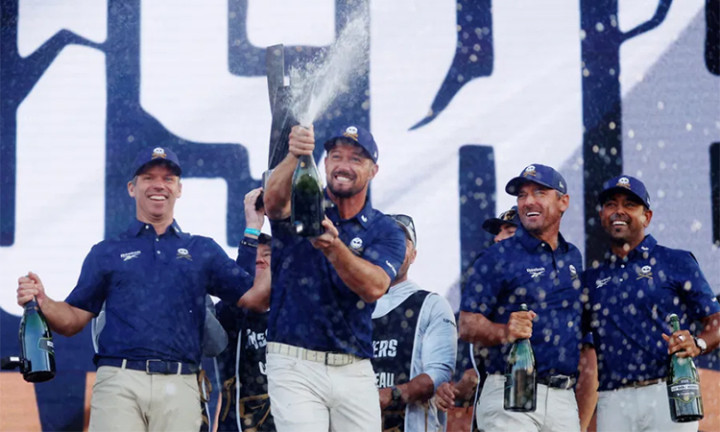 Sự thật về tiền thưởng đồng đội ở LIV Golf