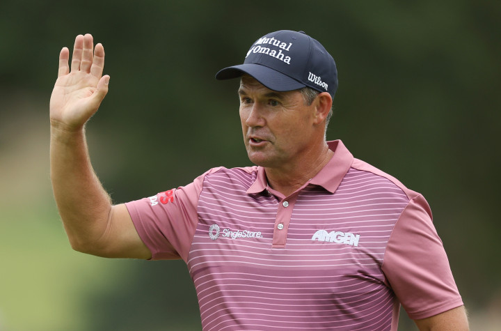 Padraig Harrington trở thành golfer thứ 5 trong lịch sử vô địch cả The Open và Senior Open
