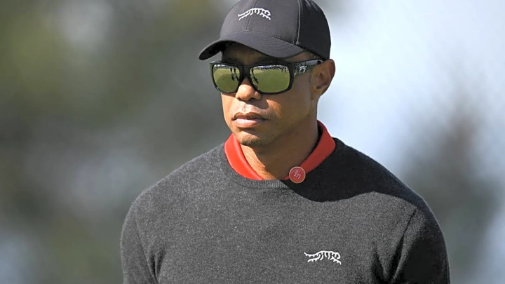 Tiger Woods trở lại Mỹ sau thời gian điều trị tại Thụy Sĩ