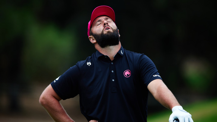 Vì sao Jon Rahm vừa khép lại một trong những mùa giải kỳ lạ nhất trong lịch sử golf?