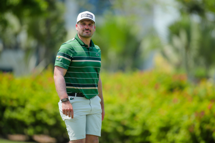 Đánh -9 gậy, golfer người Pháp dẫn đầu sau ngày đấu mở màn Nam A Bank Vietnam Masters 2026