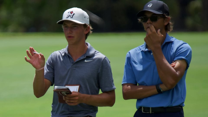 Golfer trẻ số 1 thế giới giành vé dự U.S. Open 2026 với con trai Tiger Woods làm caddie