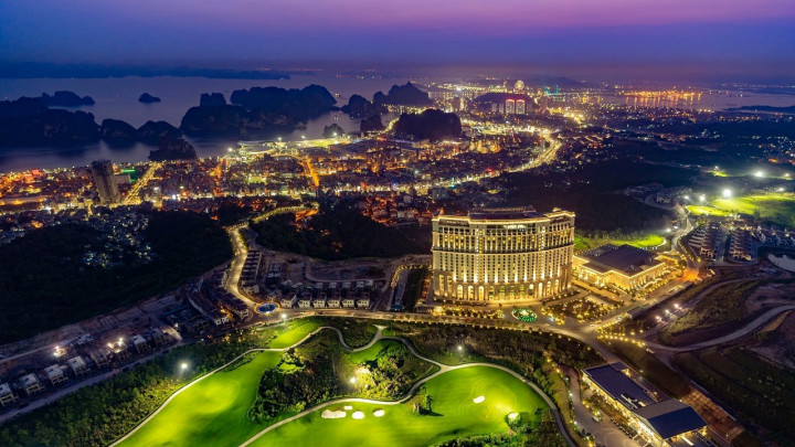 FLC Golf Club Ha Long – sân golf “Đẹp, độc, thách thức” mà golfer nên trải nghiệm
