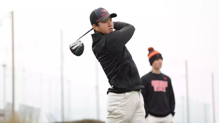 Nguyễn Anh Minh lập kỷ lục 61 gậy (-10), dẫn đầu Bandon Dunes Championship 2026