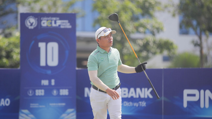 Muộn giờ Teetime, 2 vận động viên bị truất quyền thi đấu trong trận tranh ba tư tại VCC 2024