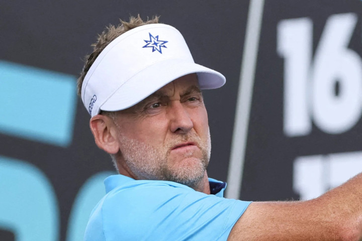 “Tôi lo cho họ” - Ian Poulter gửi cảnh báo tới DP World Tour nếu LIV Golf sụp đổ