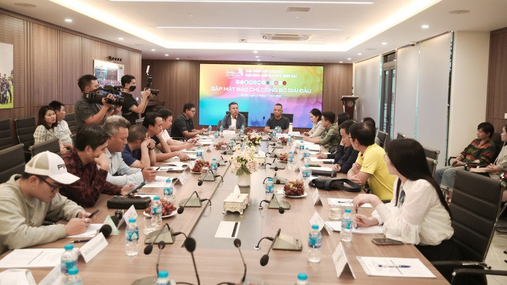Swing For Education 2022 quy tụ 12 trường Đại học tham dự