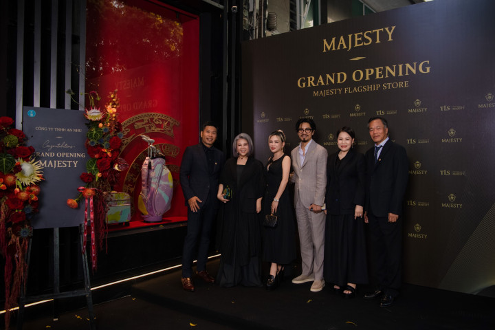 Khai trương Majesty Flagship Store đầu tiên tại Việt Nam